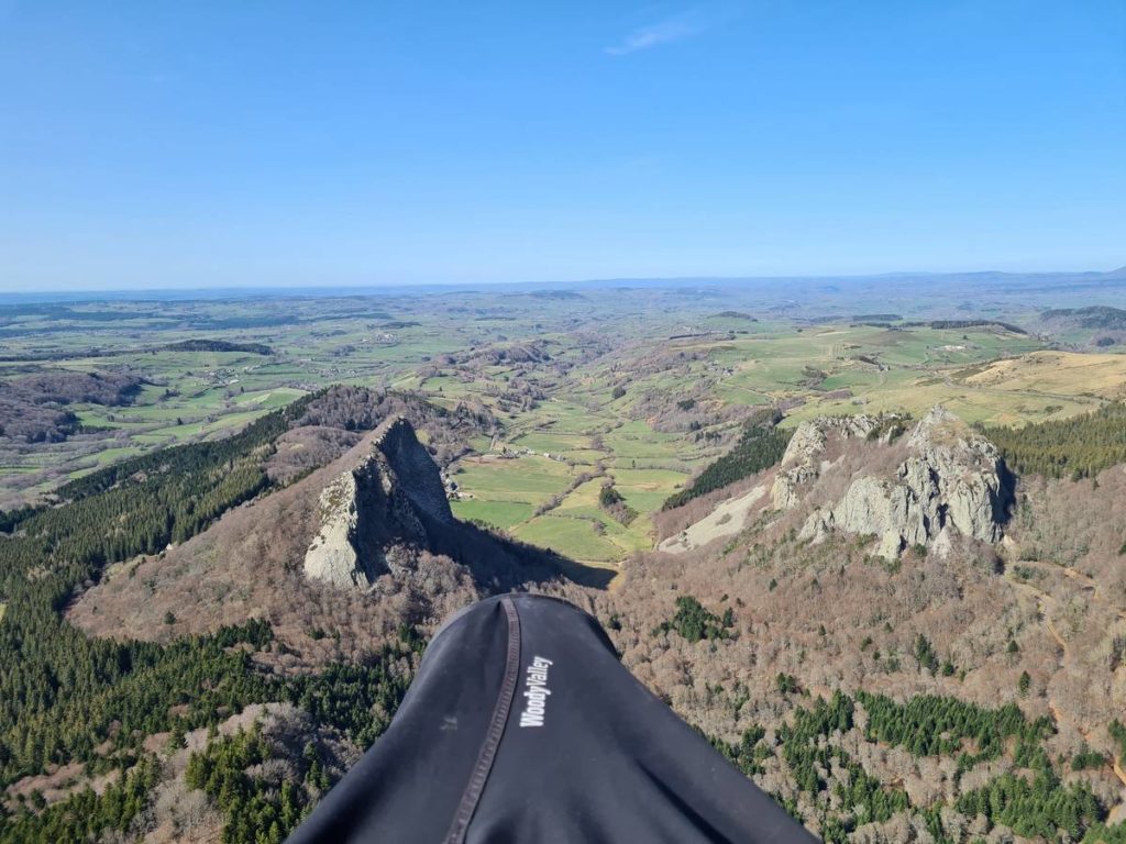 Parapente entre Roche Tuilière et Sanadoire