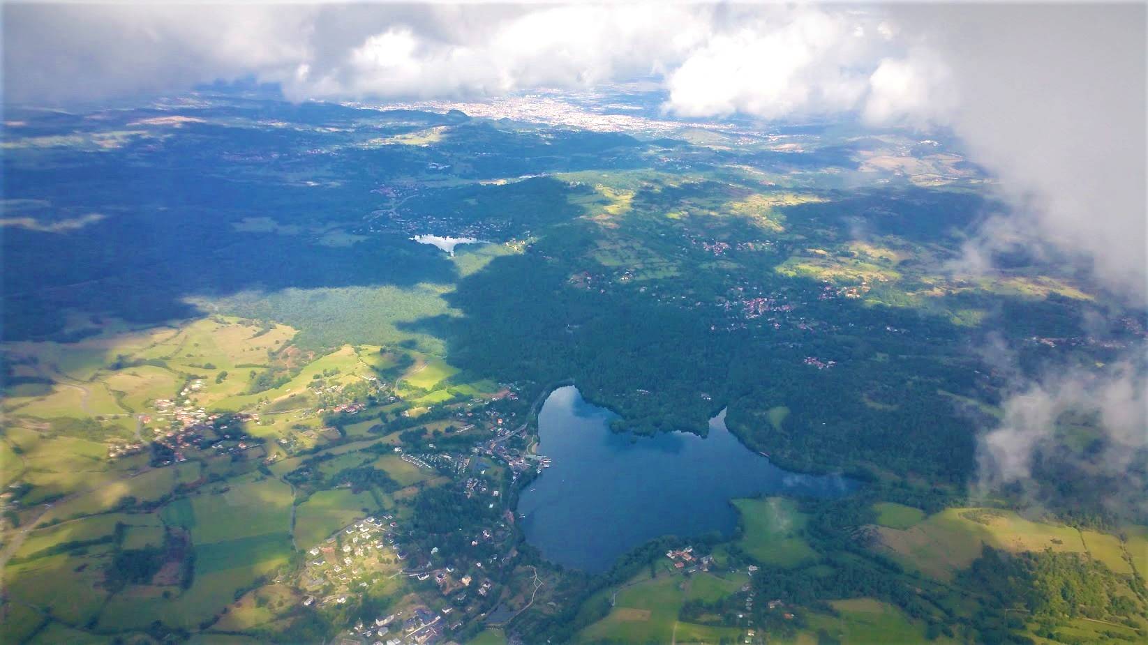 parapente lac et volcan auvergne